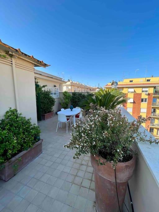Super Attico Sul Parco Della Caffarella Apartamento *